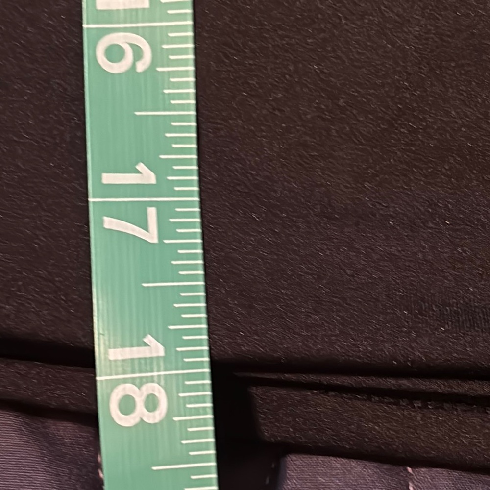 Nike Women's Black Swim Top - Picture 5 of 5